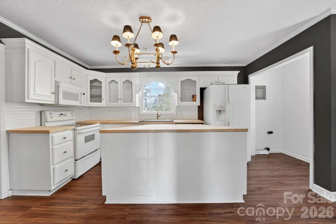 Photo of 2466 Downey Drive