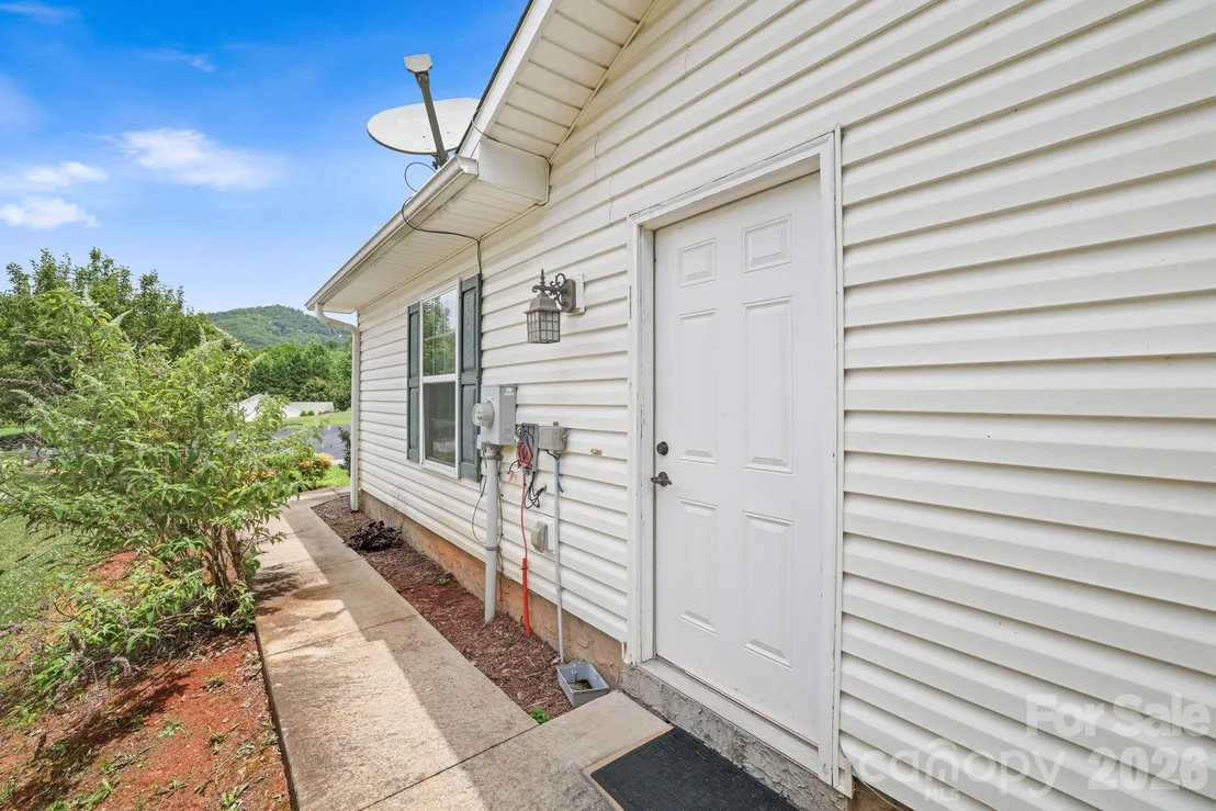 Photo of 17 Coventry Circle E