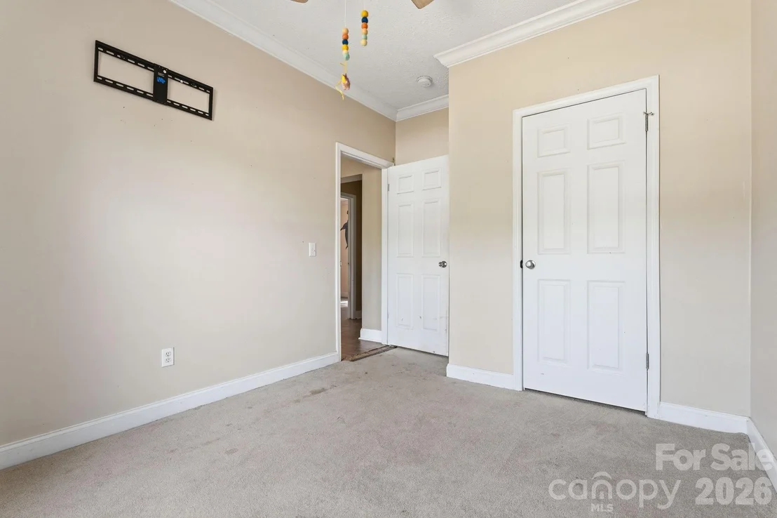 Photo of 2825 Sweeping Pine Lane