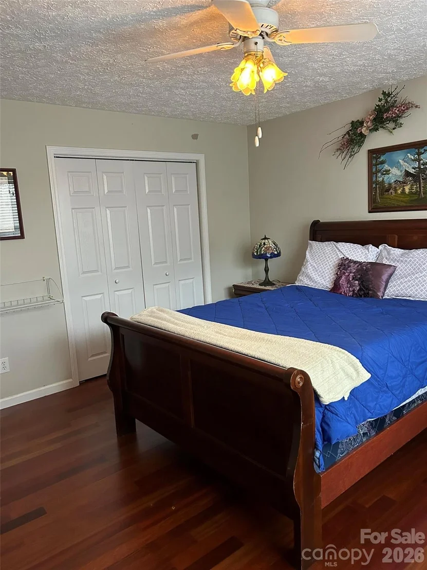 Photo of 323 Swamp Fox Drive