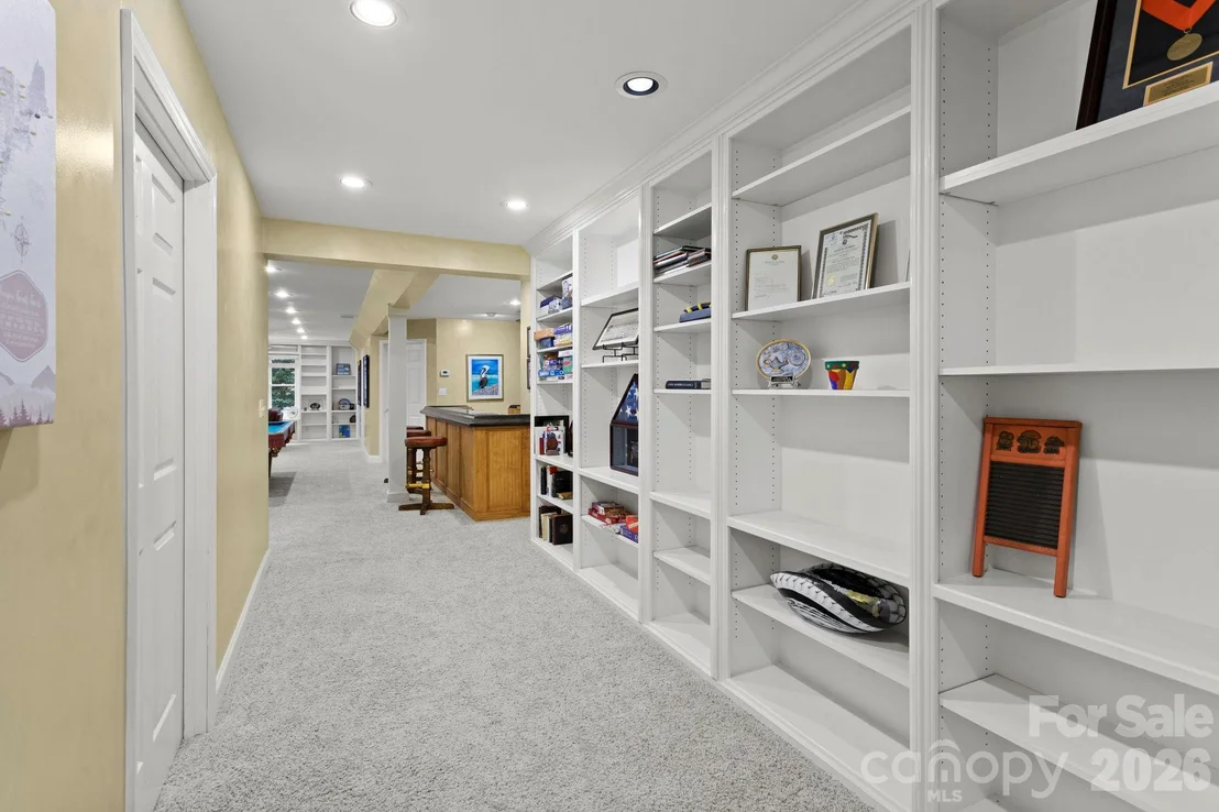 Photo of 324 Kenmure Drive