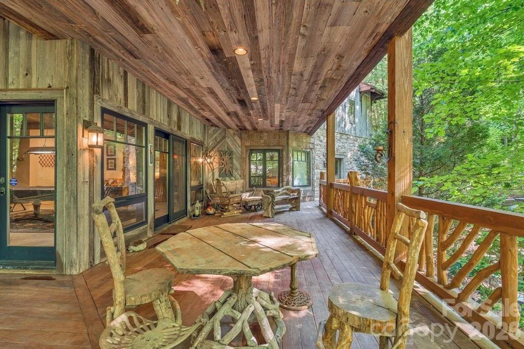 Photo of 355 Oakley Green None