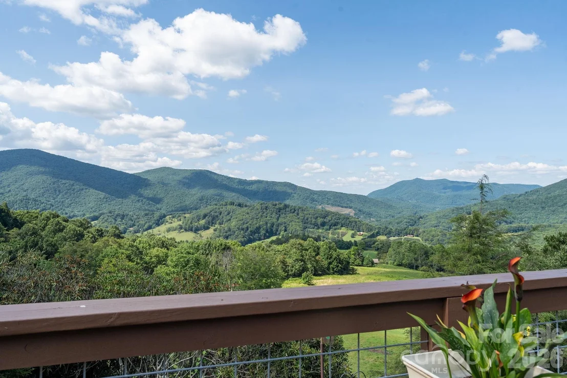 Photo of 1013 Perry Road