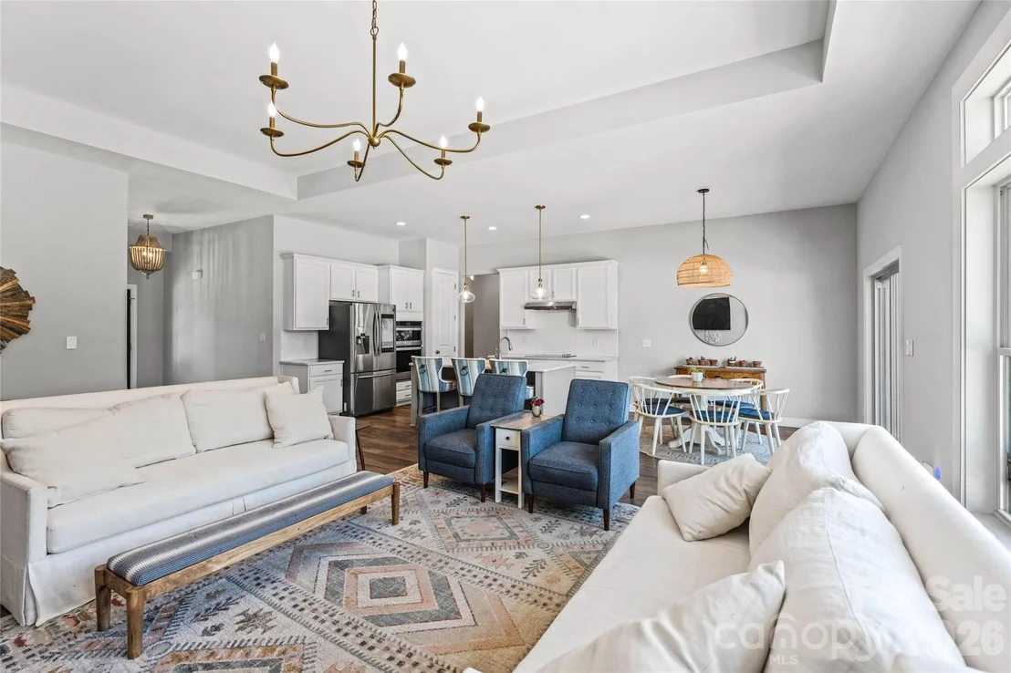 Photo of 394 Kellwood Drive