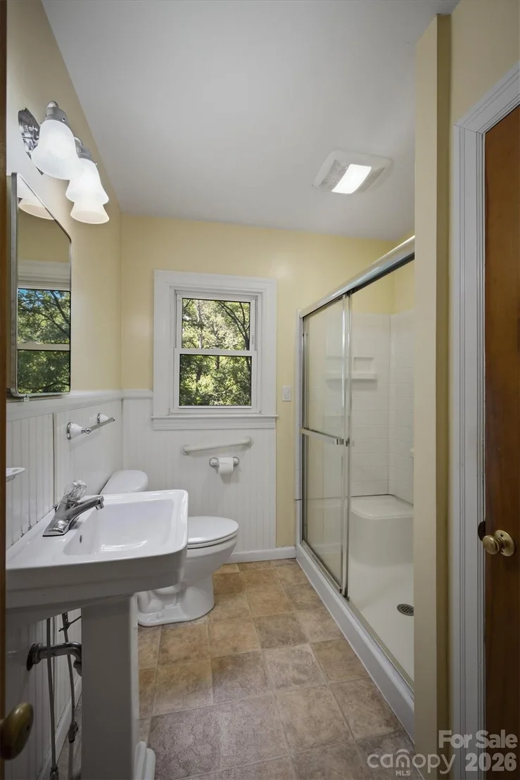 Photo of 114 Harris Drive