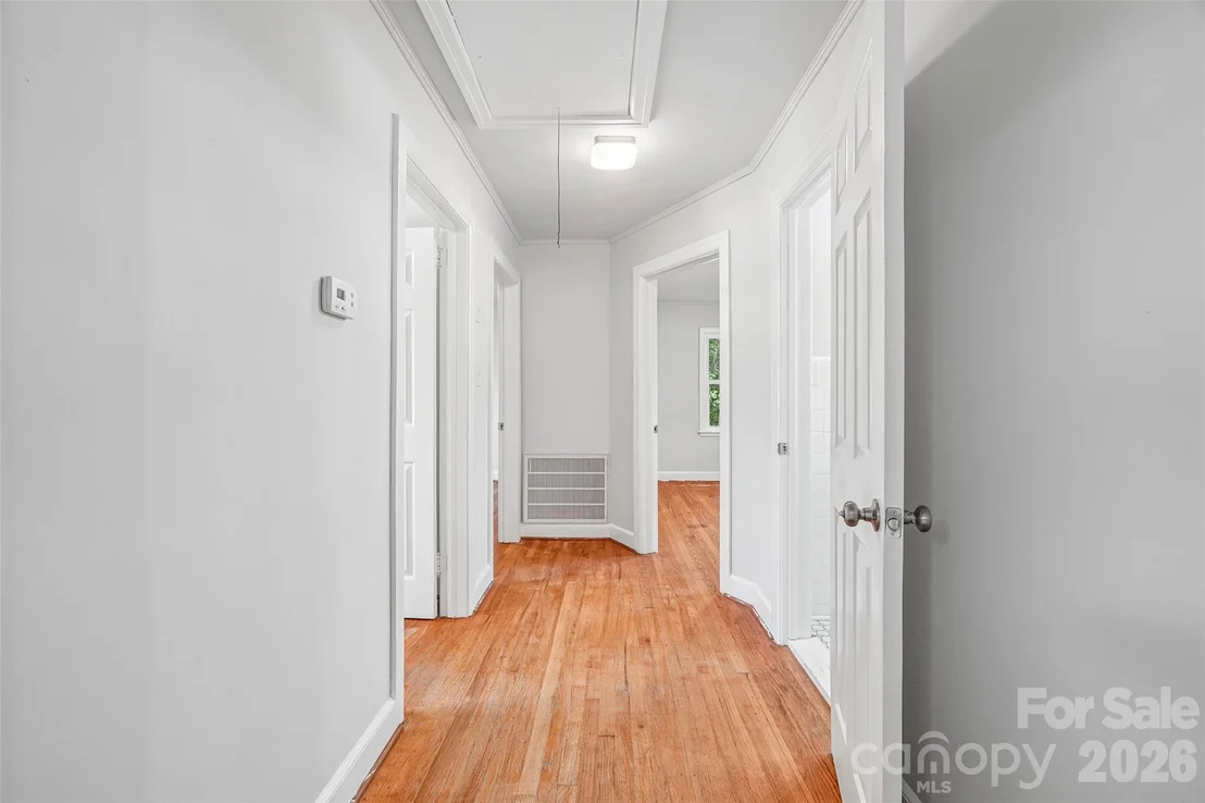 Photo of 808 Lowery Street