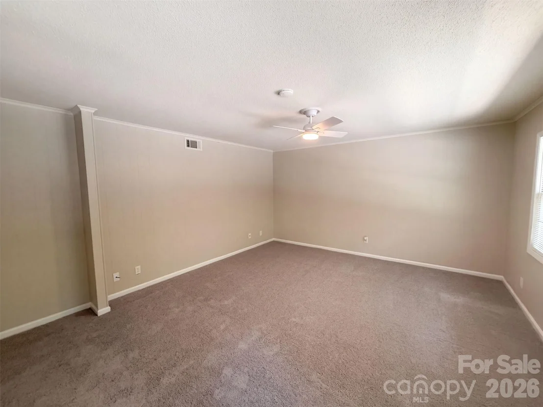 Photo of 1120 Emerald Drive