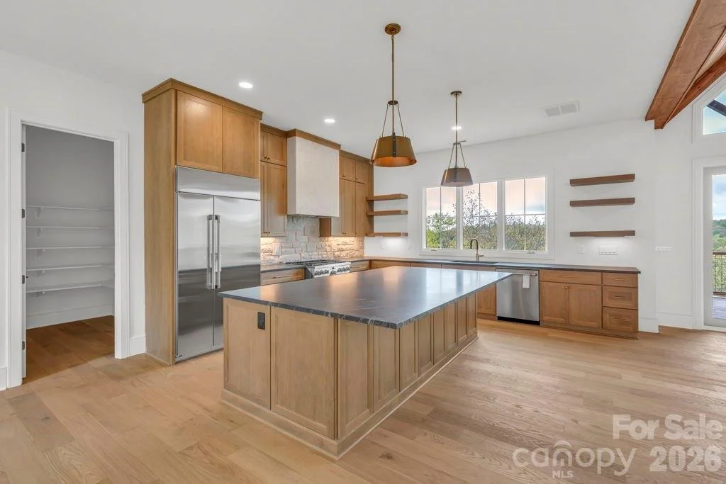 Photo of 380 Greystone Drive