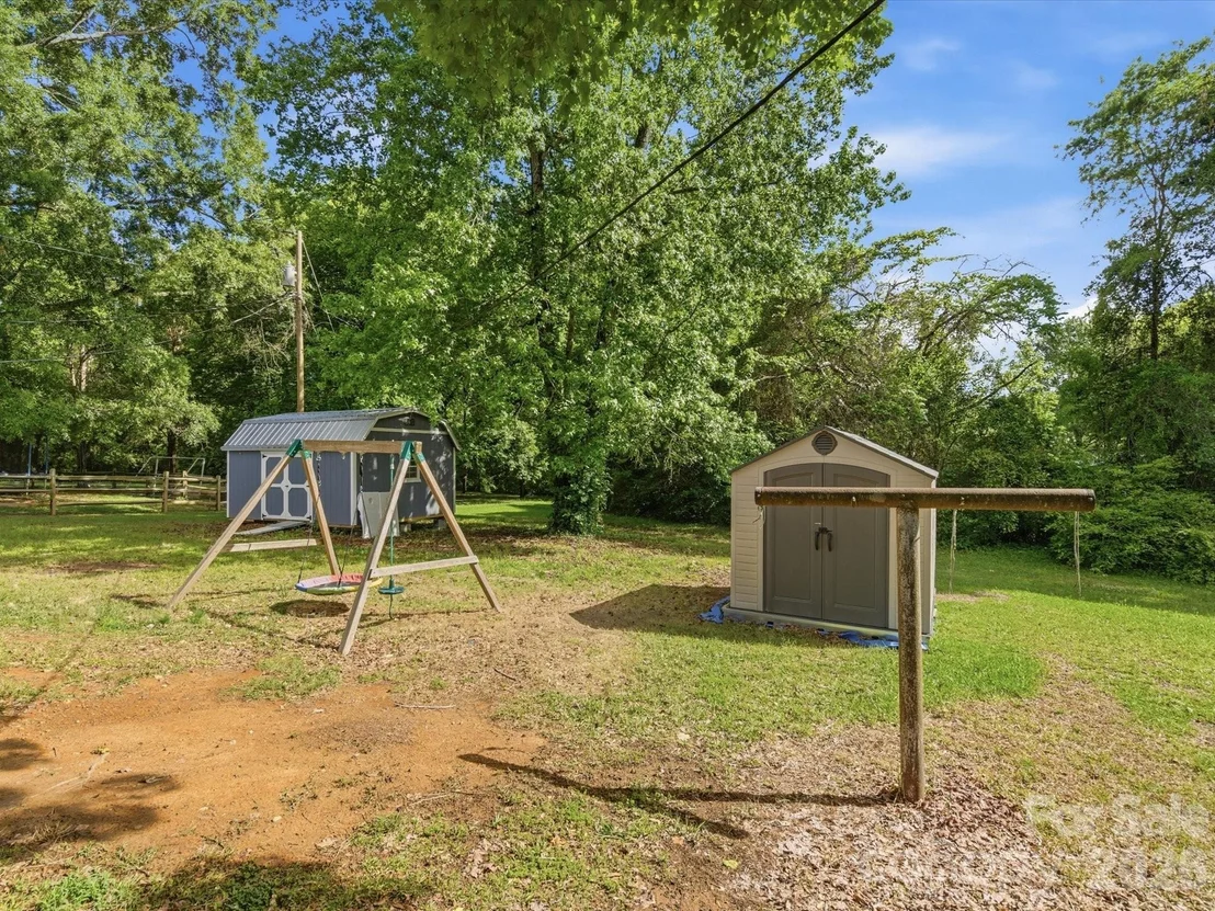 Photo of 620 Normandy Road