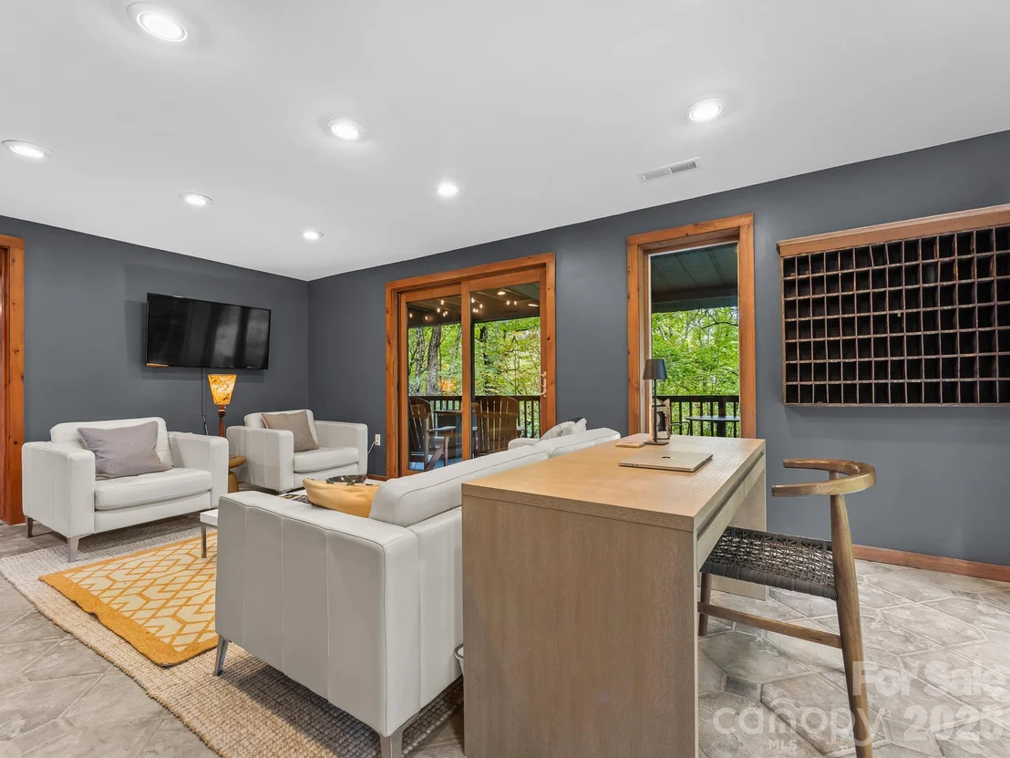 Photo of 148 Tsisqua Circle