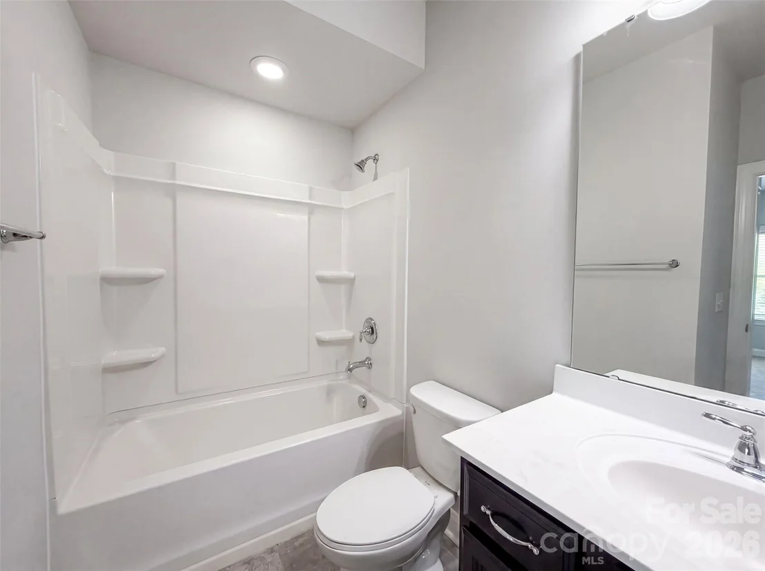Photo of 147 Monteray Oaks Circle