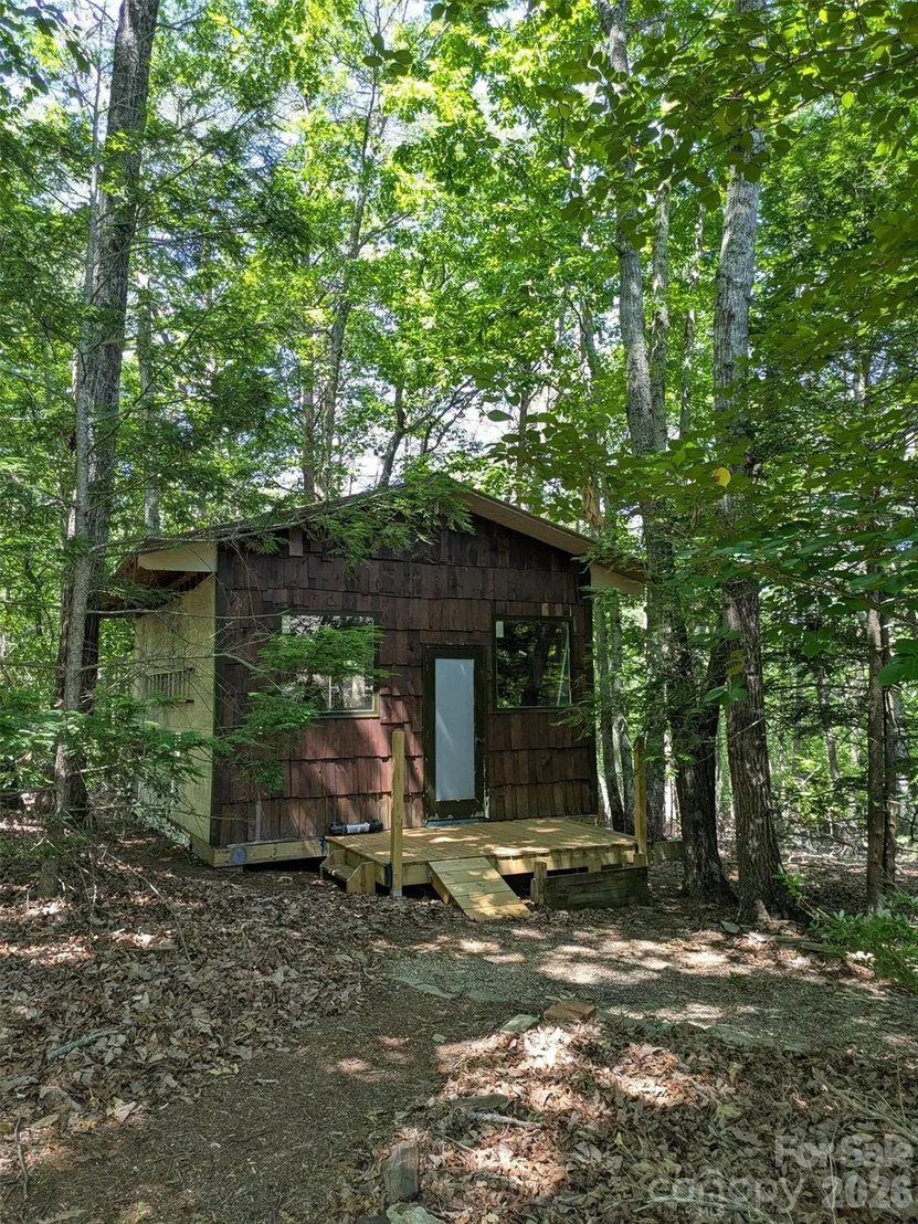 Photo of 675 Fox Run Lane