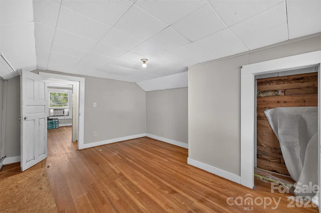 Photo of 1829 3rd Street NE