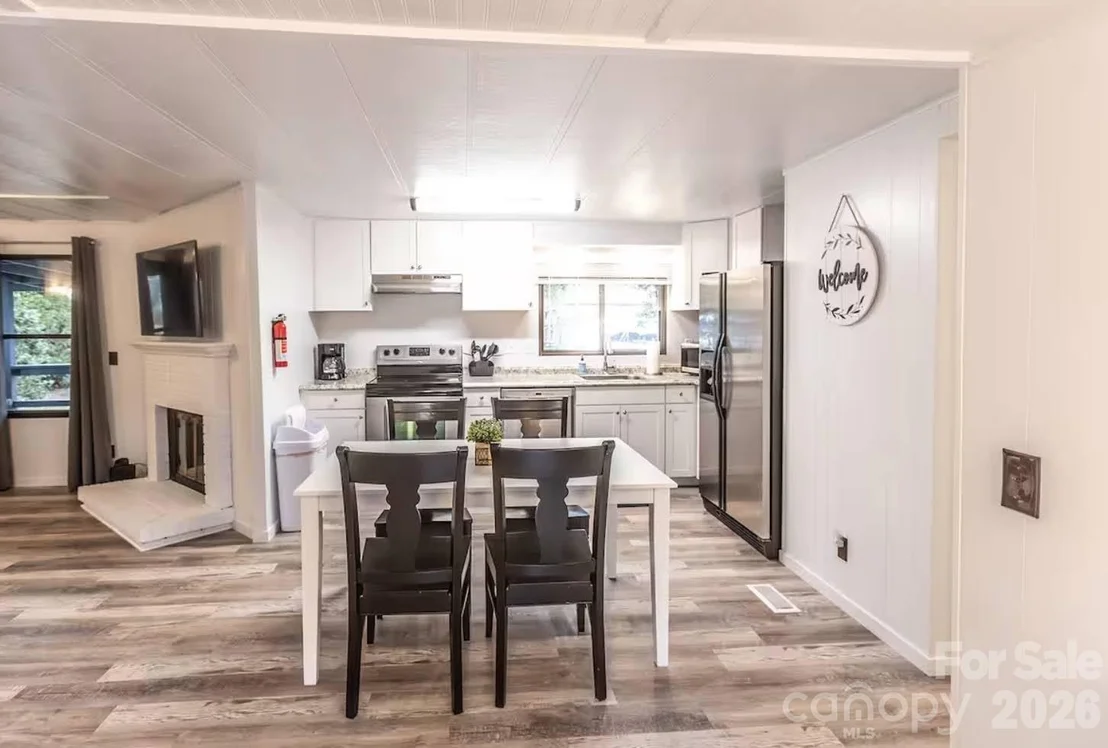 Photo of 101 6th Street