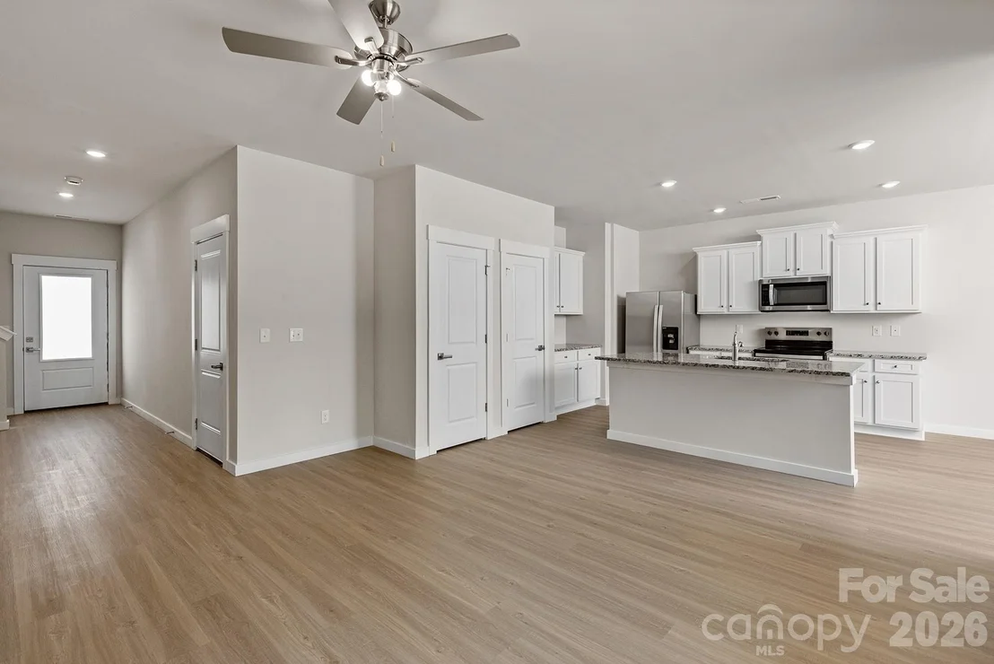 Photo of 814 Willow Estates Drive
