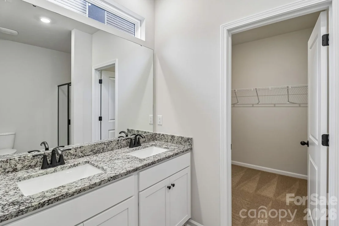 Photo of 804 Willow Estates Drive