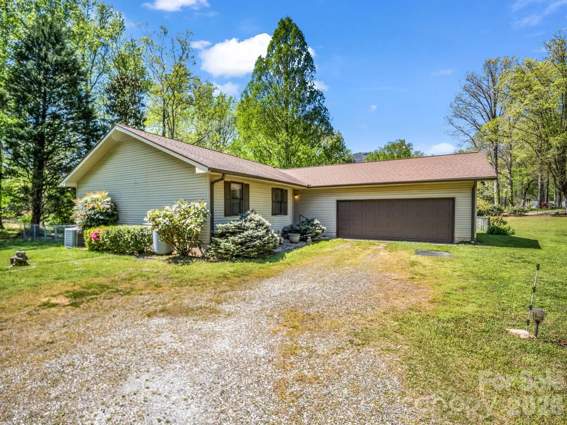 Photo of 80 Fox Briar Drive