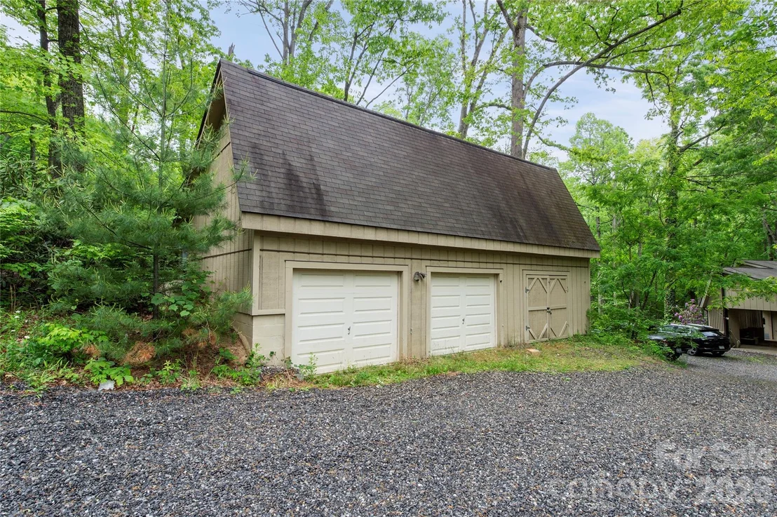 Photo of 1483 Old Fort Road