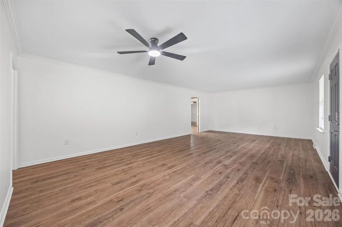 Photo of 281 Schoolside Drive