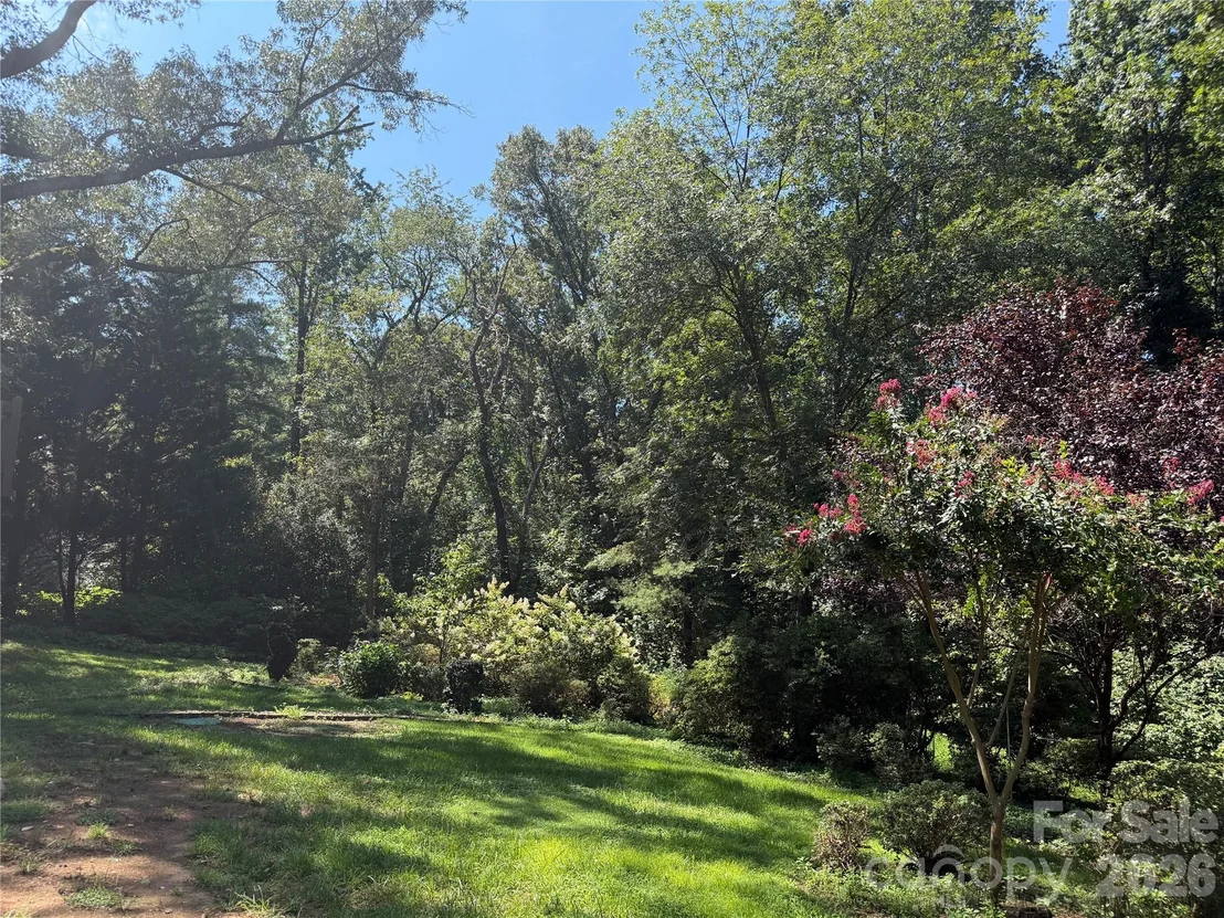 Photo of 136 Mimosa Hills Drive