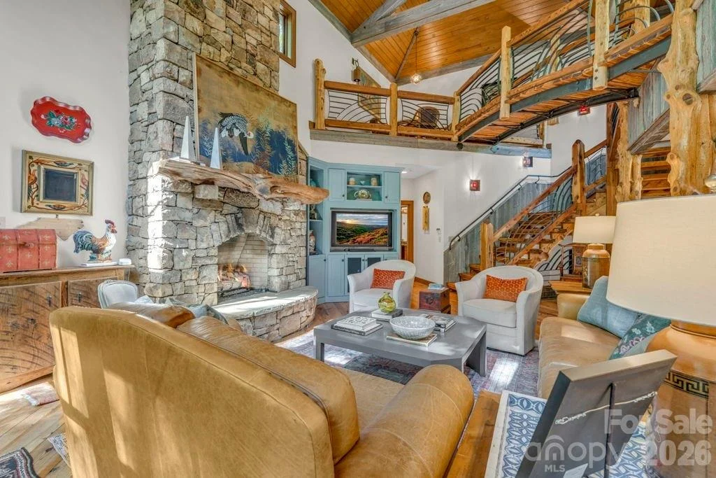 Photo of 355 Oakley Green None