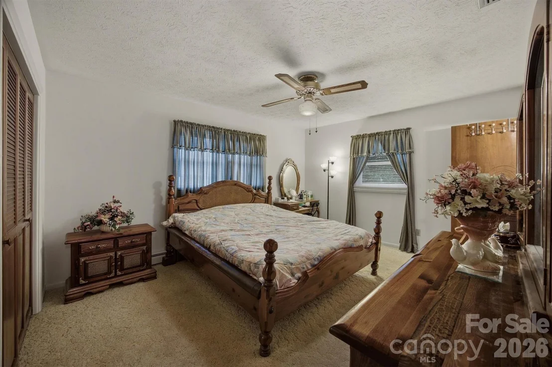 Photo of 2711 Fairway Acres Circle