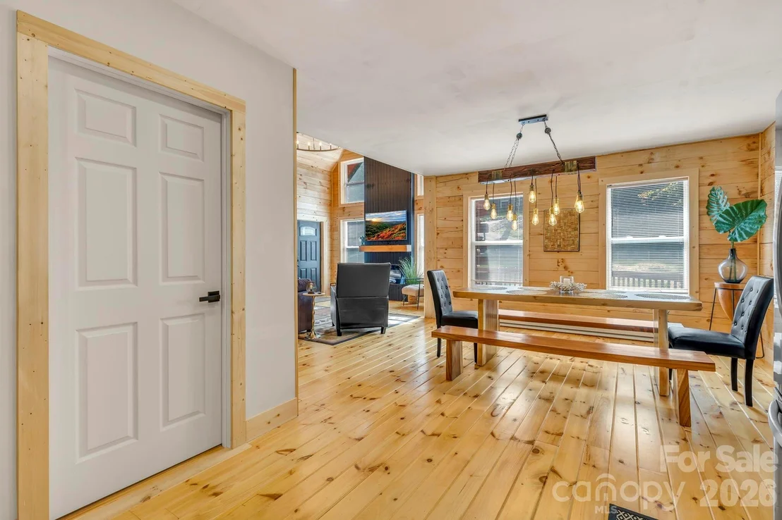Photo of 133 Greenbriar Road