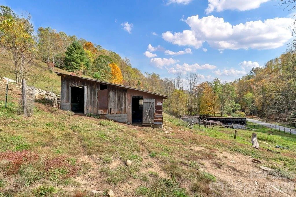 Photo of 1068 Laurel Branch Road