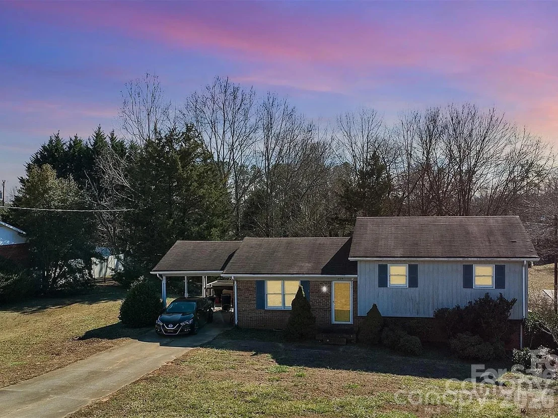 Photo of 274 Trojan Lane
