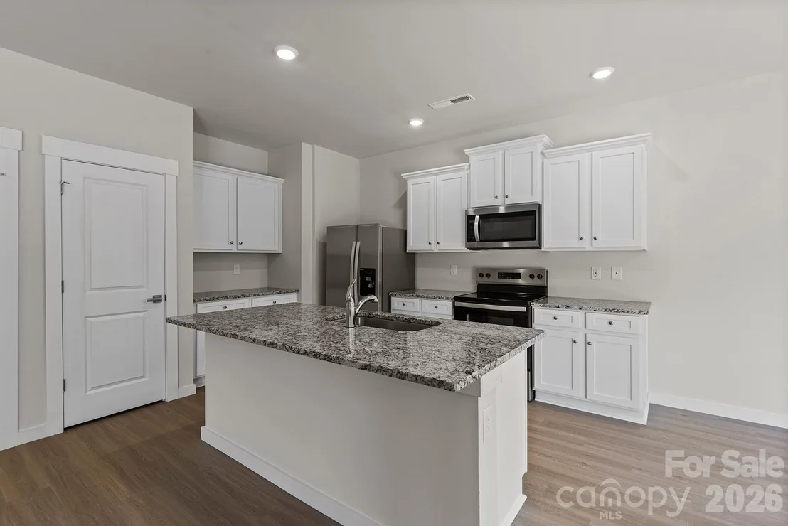 Photo of 710 Willow Estates Drive