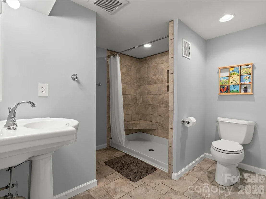 Photo of 110 Aurora Drive