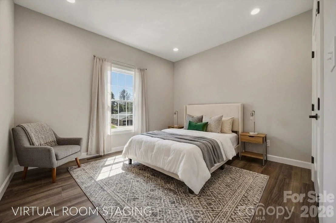 Photo of 107 Meadow View Street