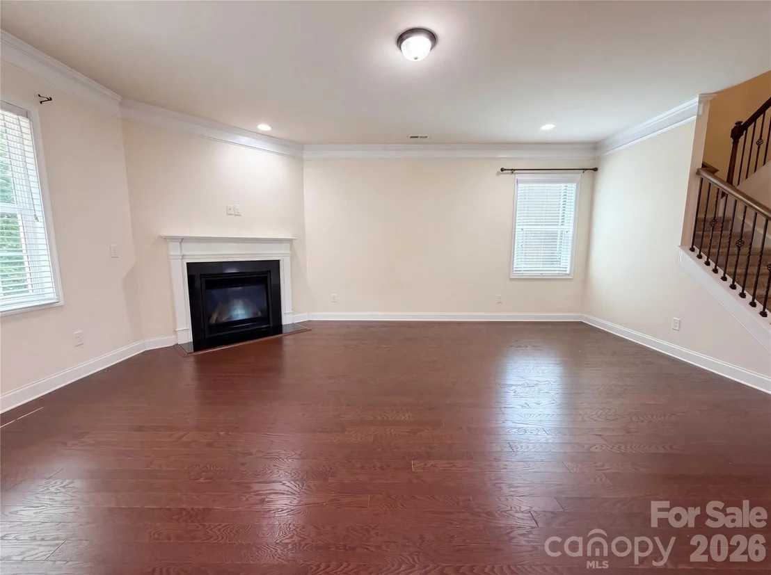 Photo of 2115 Eskridge Terrace