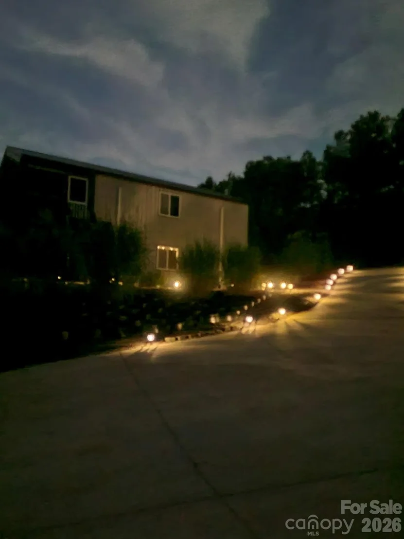 Photo of 2268 Singleton Creek Road