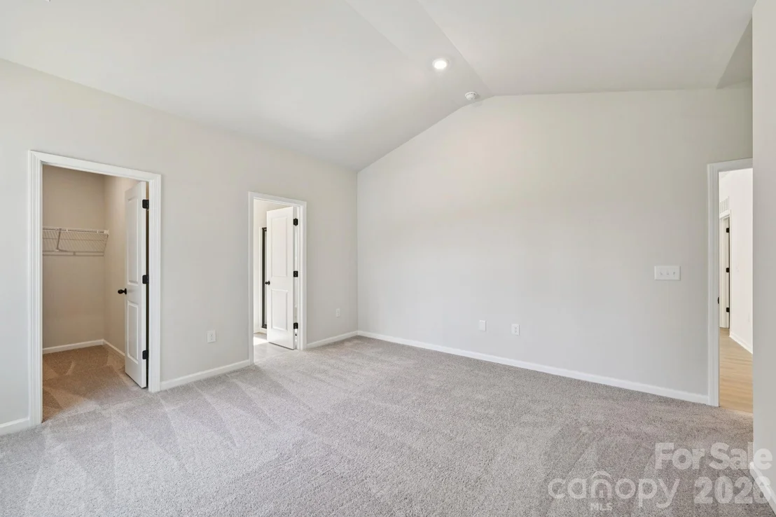 Photo of 716 Willow Estates Drive