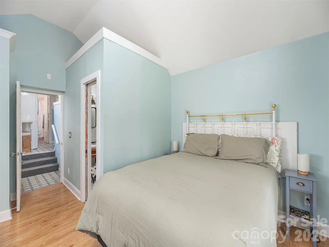 Photo of 897 Dark Ridge Road