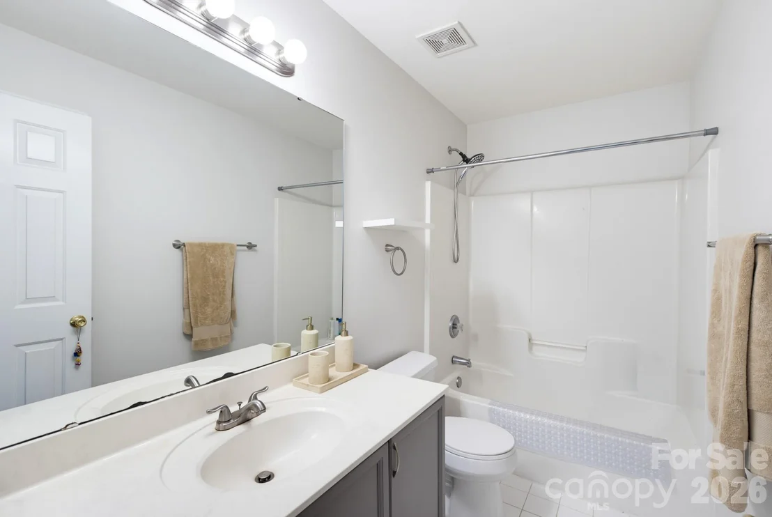 Photo of 13330 Edgetree Drive