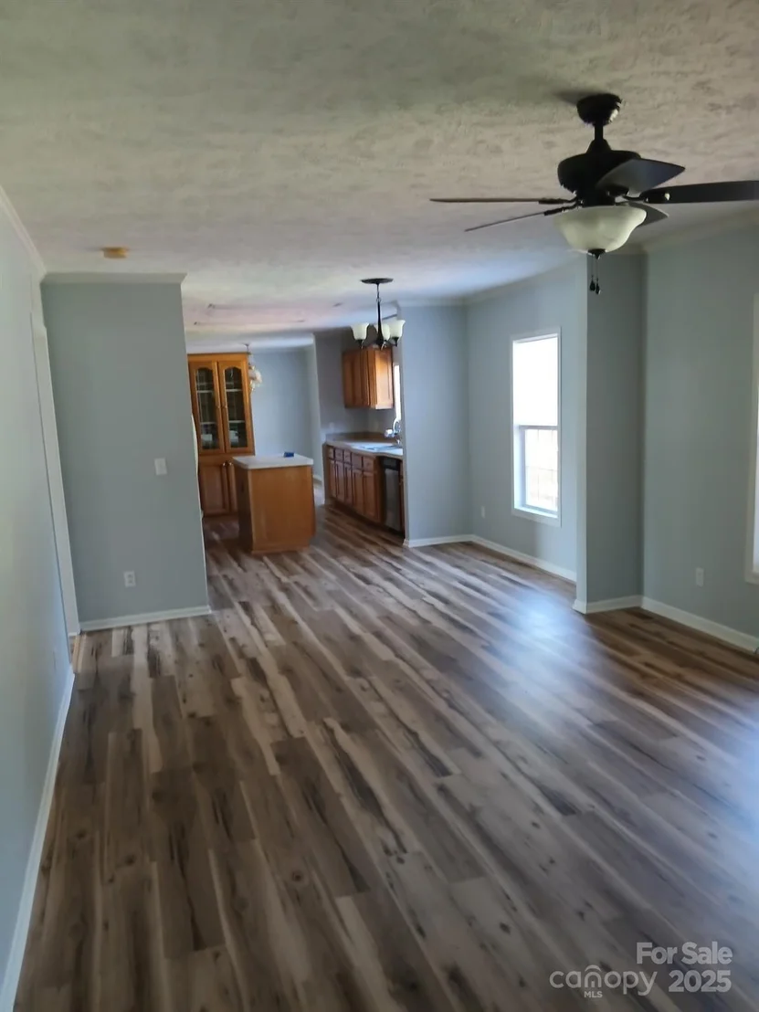 Photo of 218 Muldoon Lane