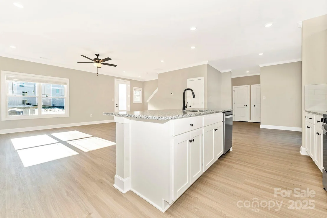 Photo of 3447 Robindale Drive