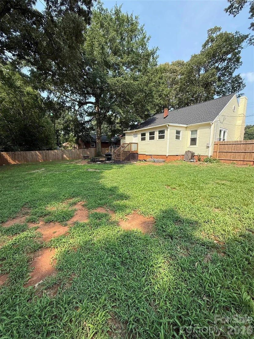 Photo of 1105 Fallston Road