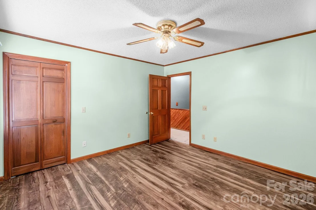 Photo of 1295 Cattle Ridge Road