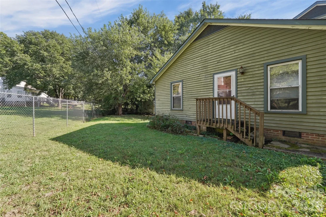 Photo of 204 Hughey Drive