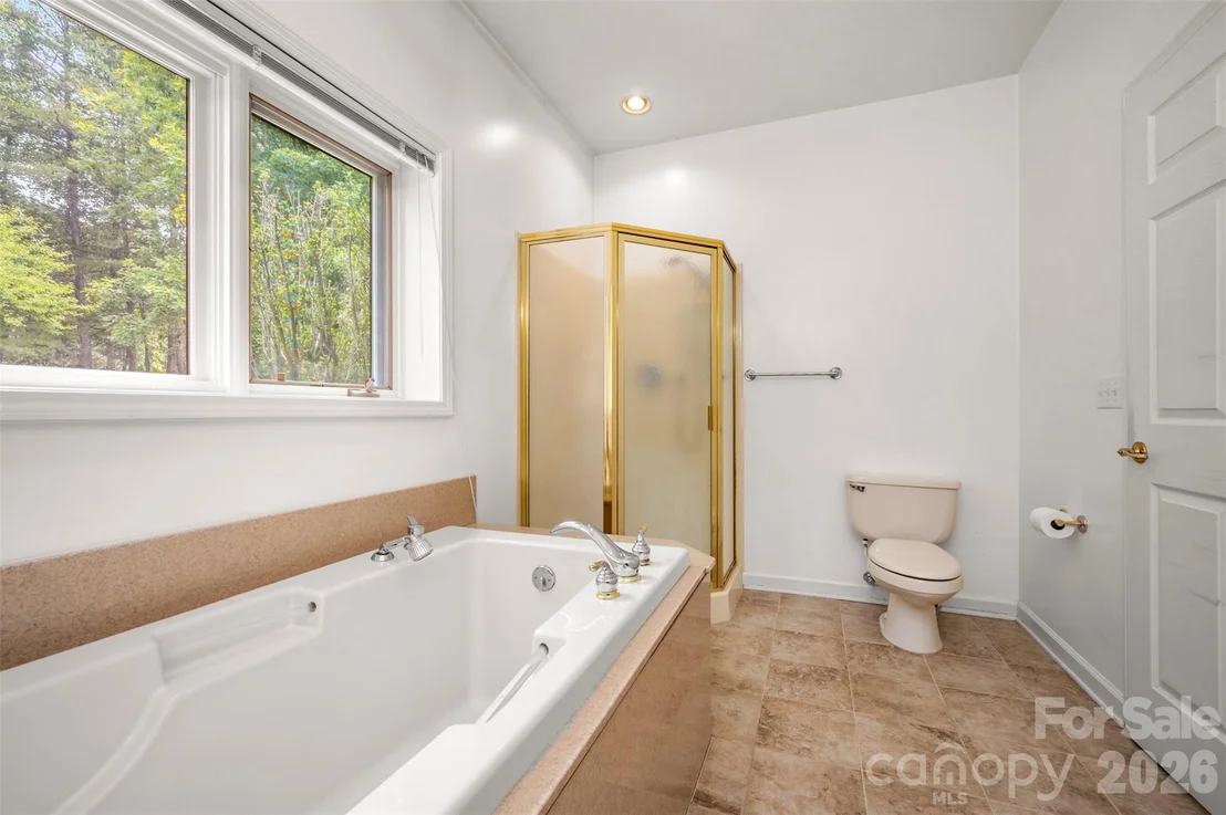 Photo of 441 Lower Ridgeview Road