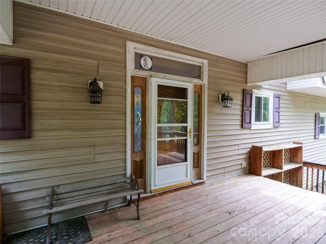 Photo of 386 Arrowhead Trail