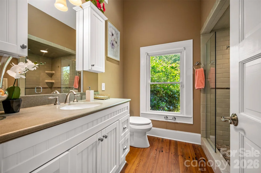 Photo of 183-185 Rubin Thorne Road