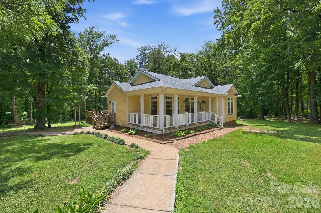 Photo of 16665 Stokes Ferry Road