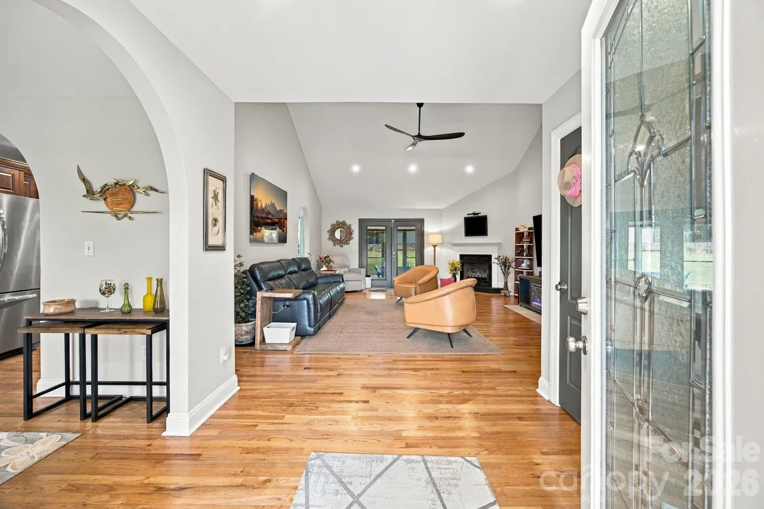 Photo of 1463 Brookstone Drive