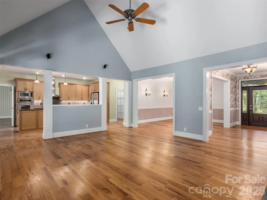Photo of 620 N Highland Road