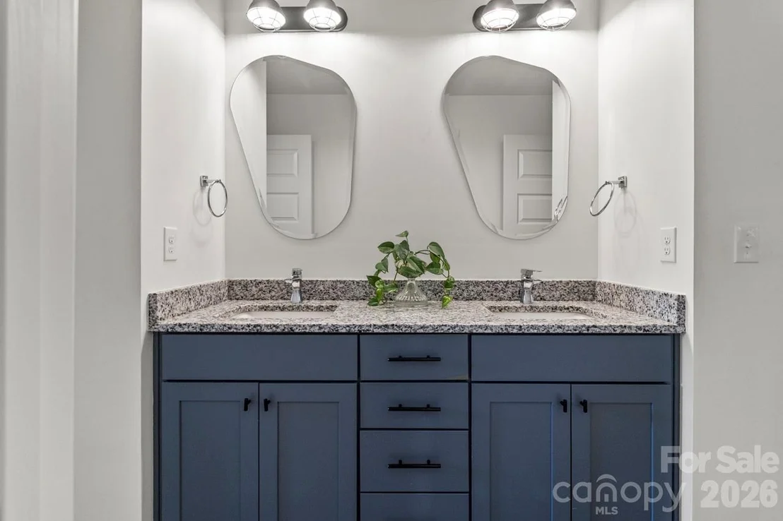 Photo of 1796 Cranwell Drive