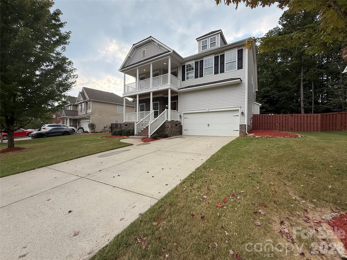 Photo of 330 Windy Pine Drive